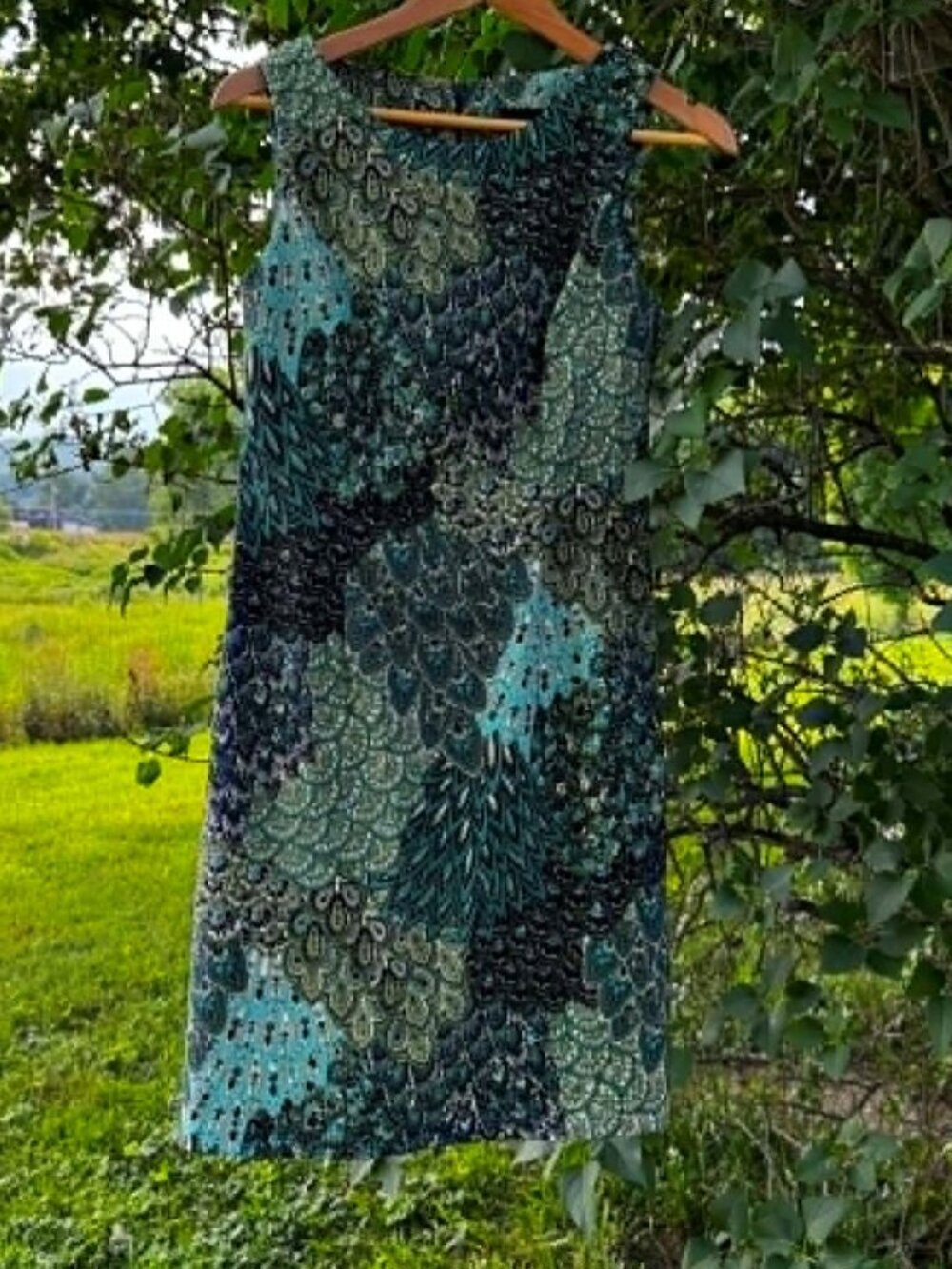 Connected Apparel Sleeveless Peacock‑Print Dress – Size 6